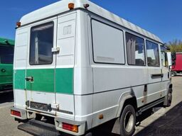 MERCEDES-BENZ 814 D Vario 10 Sitzer Mannschaftswagen Polizei