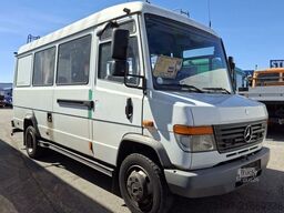 MERCEDES-BENZ 814 D Vario 10 Sitzer Mannschaftswagen Polizei