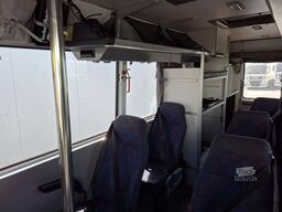 MERCEDES-BENZ 814 D Vario 10 Sitzer Mannschaftswagen Polizei