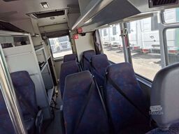 MERCEDES-BENZ 814 D Vario 10 Sitzer Mannschaftswagen Polizei