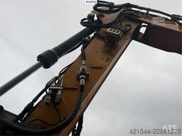 Liebherr R920 LC reduced-tail-swing excavator with GPS, 2 b