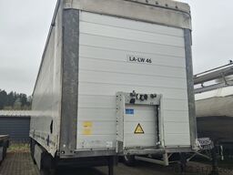 Auflieger mit Pritsche & Plane Schmitz Cargobull Getränkeauflieger