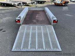 andere VTA Maschinentransporter