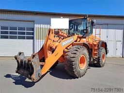 Doosan DL 300