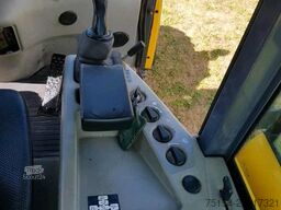 Komatsu WA-95/3. Schaufel-Palettengabel
