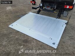 Mercedes Atego 1324 4X2 6 Cylinder 12t Automatic Tailgat...