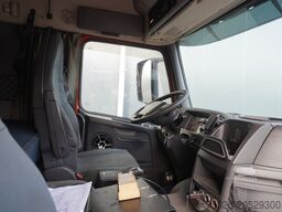 Volvo FM 450 8X4 FLATBED WITH GORMACH 3400E6 CRANE