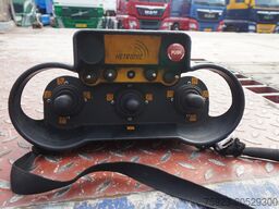 Volvo FM 450 8X4 FLATBED WITH GORMACH 3400E6 CRANE