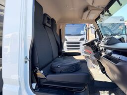 FUSO eCanter 4C15e/3-Sitzer/Scattolini-Pritsche/2TKM/