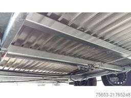 Other Cheval Liberte Gold First Sattelkammer Aluboden 100km/H Fahrwerk verfügbar