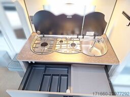 BÜRSTNER B66 480 TK