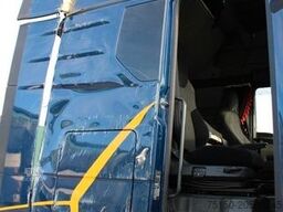 MAN TGX 18.520 4x2 BLS UNFALL XXL 2 x Tank Nr.: 117