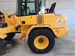 VOLVO L35G + Fork