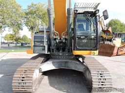 LIEBHERR R930 Belgium Machine