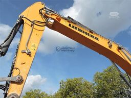 LIEBHERR R930 Belgium Machine