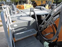 LIEBHERR R930 Belgium Machine