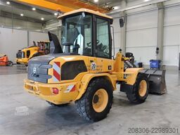 VOLVO L35G + Fork
