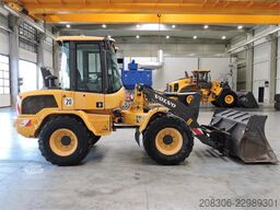 VOLVO L35G + Fork