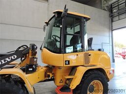 VOLVO L35G + Fork