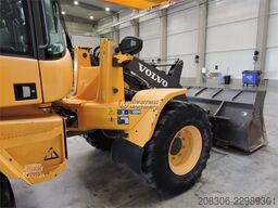 VOLVO L35G + Fork