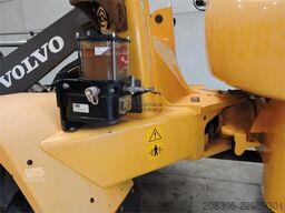 VOLVO L35G + Fork