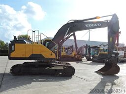 VOLVO EC300EL