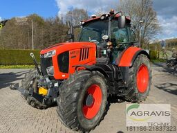 Kubota M7153