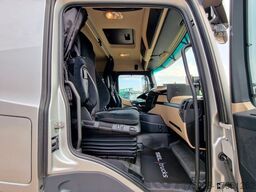 MERCEDES-BENZ Actros 2545 /für Tierkadaver / mit Waage