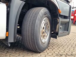MERCEDES-BENZ Actros 2545 /für Tierkadaver / mit Waage