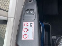 ADRIA CORAL 670 DL ALL-IN Solar,, nur 9900 Km