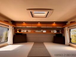 KNAUS Sky TI 700 MEG Silver Selection