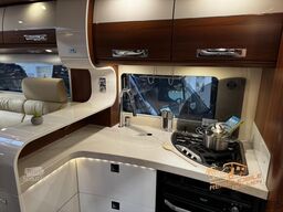 CARTHAGO liner-for-two I 53 Fahrradbühne Vollluftfederung