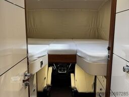 CARTHAGO liner-for-two I 53 Fahrradbühne Vollluftfederung