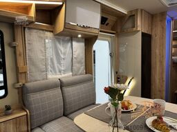 EURAMOBIL Integra Line 720 EF RFK Alde Luftfahrwerk