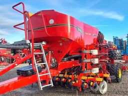 Väderstad Spirit 400 C mit BioDrill