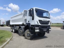 IVECO Trakker 450