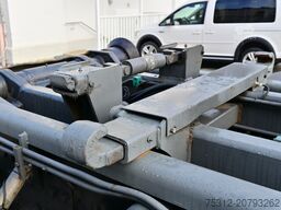 Daf CF85.410 8x4 E5 Blatt Blatt AHK Vorbereitung