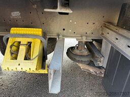 SCHMITZ CARGOBULL 3Achs Mega Varios Liftaxle SAF Hubdach verzinkt