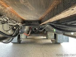 SCHMITZ CARGOBULL 3Achs Mega Varios Liftaxle SAF Hubdach verzinkt