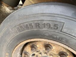 SCHMITZ CARGOBULL 3Achs Mega Varios Liftaxle SAF Hubdach verzinkt