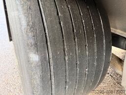 SCHMITZ CARGOBULL 3Achs Mega Varios Liftaxle SAF Hubdach verzinkt