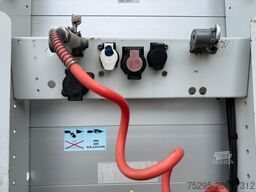 SCHMITZ CARGOBULL 3Achs MEGA SpeedCurtain Getränke DB9.5 Liftaxle