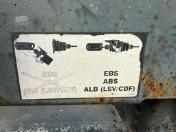 SCHMITZ CARGOBULL 2Achs Jumbo MEGA BDF Lafette untergekuppelt SAF