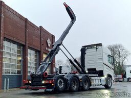 Volvo FH 13.540 Globetrotter 8x4/4 - HIAB Multilift 2...