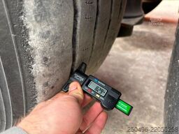 Kel-Berg C300V 1 AXLE LIFT
