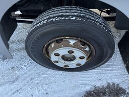 Mercedes-Benz Atego 1022 4x2 Kühlkoffer+HB / Swiss-Vehicle