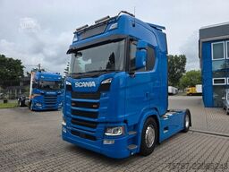 Tractor estándar SCANIA S540 Kiphydraulik, AlCOA LM, Retarder usw usw