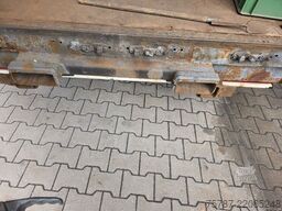 SCHWARZMÜLLER Jumbo mit Bordwänden und Schwanenhals