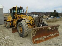 Volvo G946 6x6 road grader / Leica 3D system