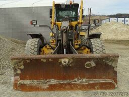 Volvo G946 6x6 road grader / Leica 3D system